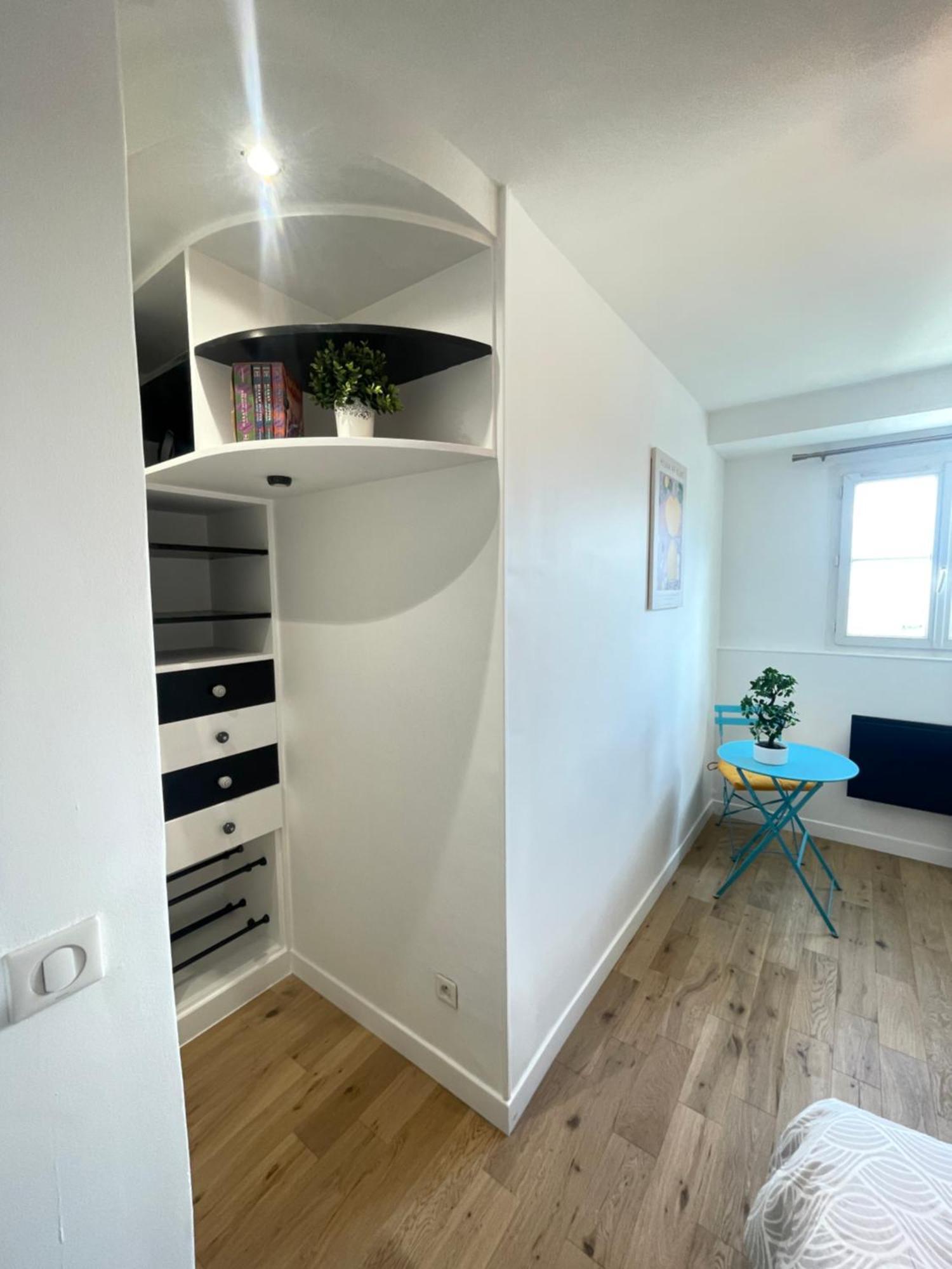 Superbe Appartement Haussmannien Suspendu パリ エクステリア 写真